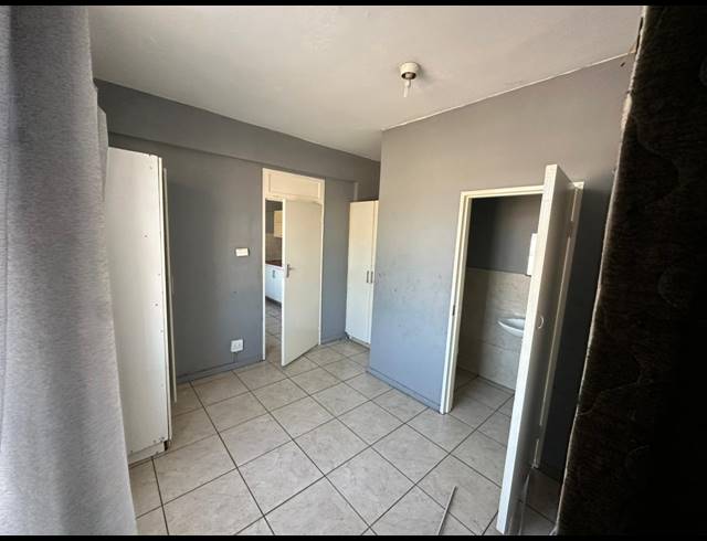 1 BEDROOM APARTMENT FOR SALE IN PIETERMARITZBURG CENTRAL